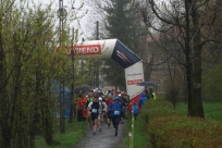 Start, 25 km przed nimi